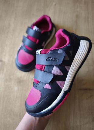 Крутые детские кроссовки  clarks, р 24.