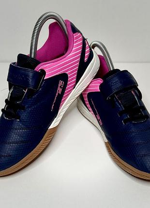 Kangaroos court ev 6