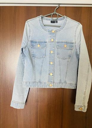 Джинсова куртка від vero moda
