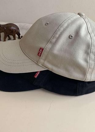 Класична  бейсболка кепка levi’s
