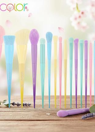 Набор оригинальных цветных кистей для макияжа docolor 15 шт