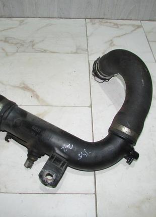 Патрубок інтеркулера 2.0 2.2 дизель 2ad toyota avensis t25 2003-2008