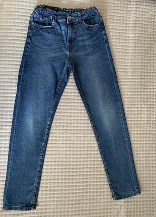 Джинси zara ,легкі,на хлопчика  на зріст 158-164см.