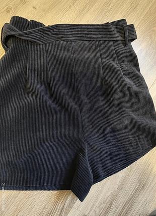 Zara basic шотри 7