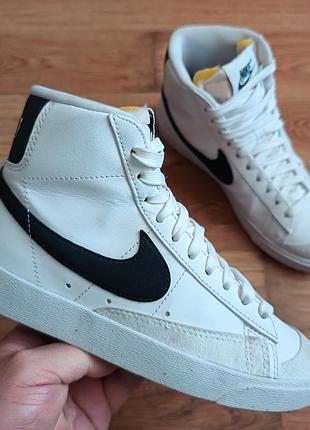 Оригинальные nike. р36 длина стельки по факту 23см