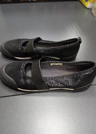 Жіночі кросівки puma.37.
