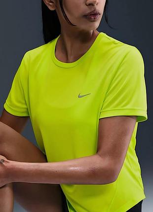 Футболка  nike