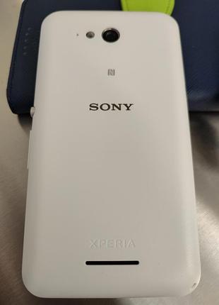 Ідеал смартфон sony xperia e4g 3