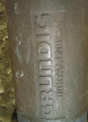 Grunding конвектор для цифрового супутникового телебачення