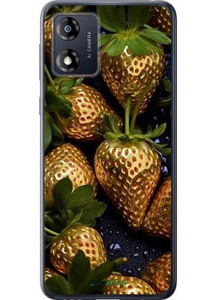 Чехол на motorola moto e13 золотая клубника "5637u-3053-10746"