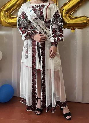 Вишита сукня + шлейф + корсет поясок