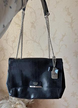 Сумка чорна guess