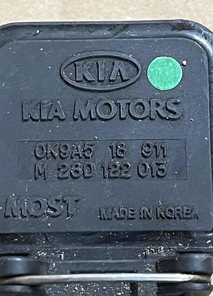 Датчик дроссельной заслонки (дросселя) для kia clarus. (ok9a5 18 911)