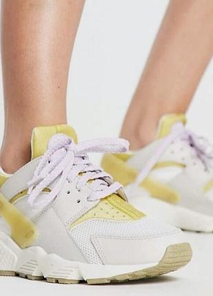 Кроссовки женские nike air huarache white dv6976-100