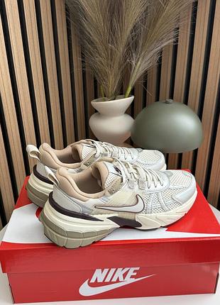 Nike v2k run
