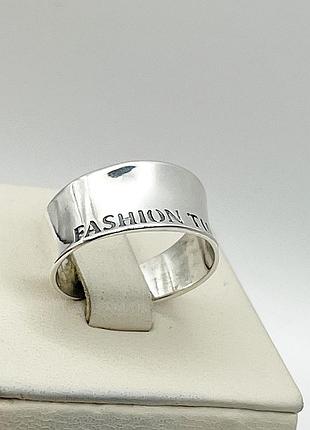 Каблучка срібна "шеллі" 17,5 3,12 г