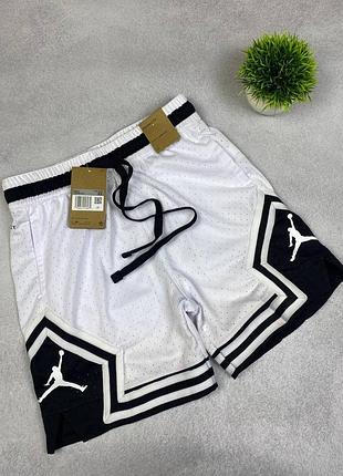 Новинка 😍🔥

✔️шорти jordan diamond