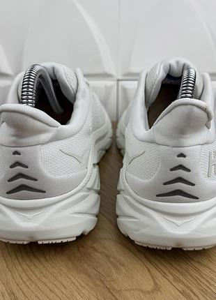 Оригінальні кросівки hoka clifton 8 4
