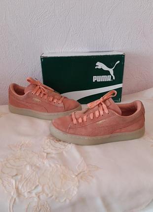 Кроссовки, кеды,puma" indonesia,оригинал,женские,натуральная замша,полиуретан,36р./22.5-22.8см.стелька.