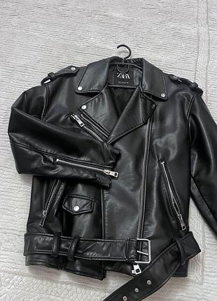 Куртка  zara