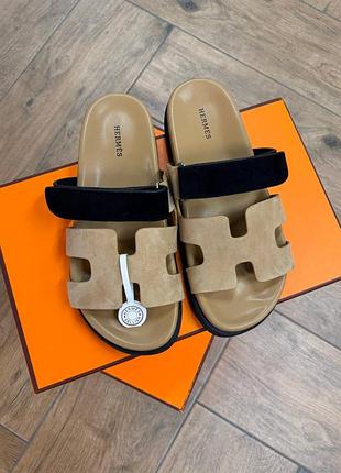 Шльопанці hermes chyrpe ермес беж з чорним
