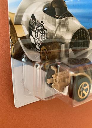 Машинка хот вілс instant boost hot wheels 2026 4