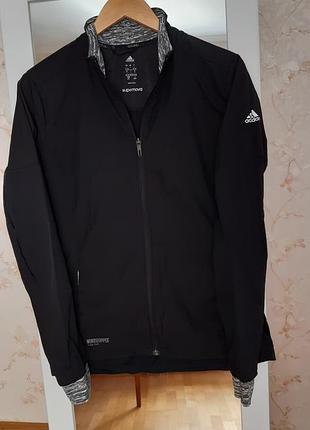 Женская беговая куртка модель adidas supernova gore windstopper.