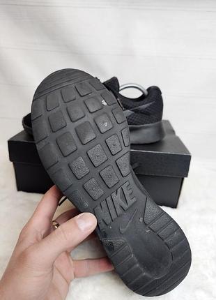 Кроссовки nike tanjun 40 размер 5