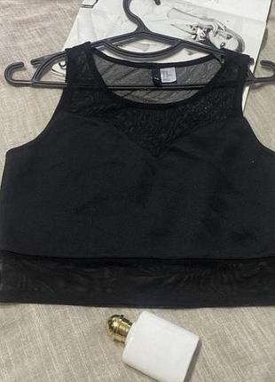 H&m чудовий чорний топ з напівпрозорими вставками як новий
