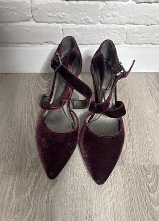 Велюрові туфлі на каблуці marks&spencer, 41р 2