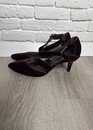 Велюрові туфлі на каблуці marks&spencer, 41р 4