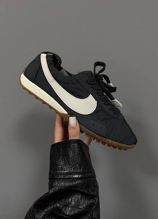 Кроссовки nike x jacquemus
moon shoe black