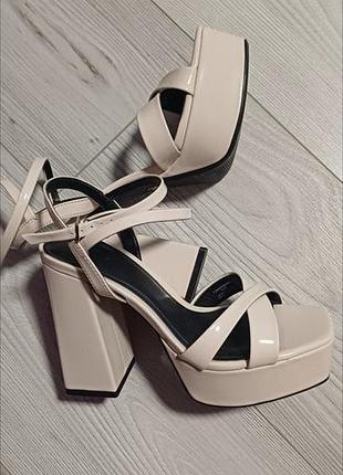 Босоножки zara 37 размер 5