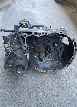 Коробка передач кпп рено логан/сандеро б/в jh1053, 8200451676