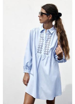 Плаття з вишивкою zara