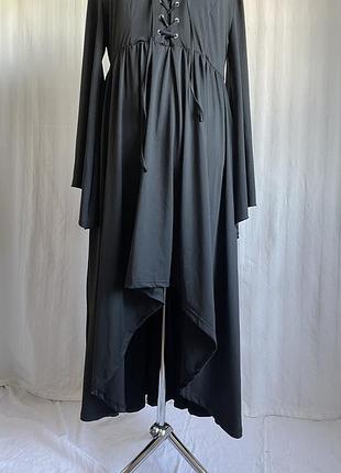 Готична сукня 5