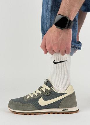 Nike md runner 2 olive grey beige 10