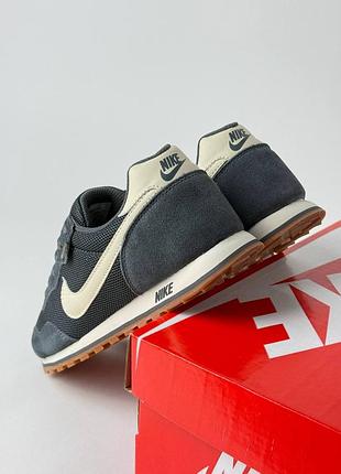 Nike md runner 2 dark grey beige 7