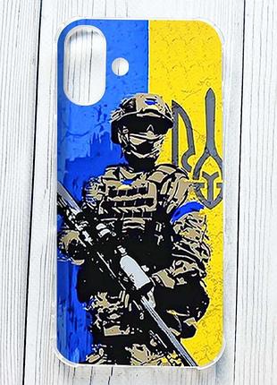 Чохол з потовщеними кутами на iphone 16 plus солдат (принт 350)
