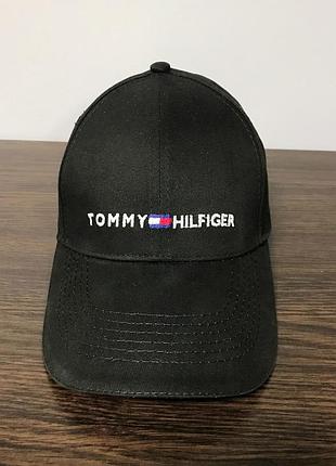 Кепка, бейсболка tommy hilfiger чорна 033