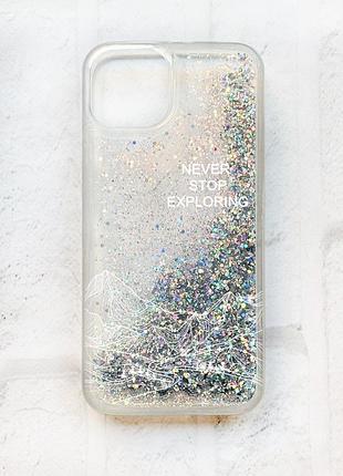Чехол с плавающими серебряными блестками на iphone 14 путешествуй (принт 407)