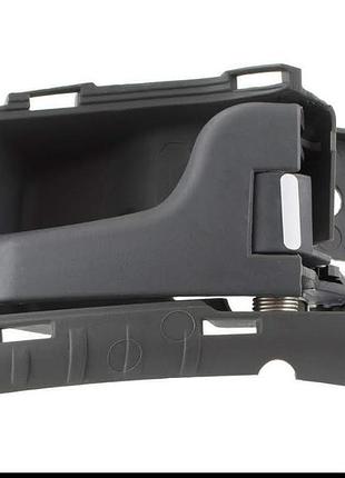 Ручка двери внутренняя правая mercedes vito 638. 2,2l(96-03г.в)