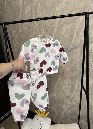 Гарний тепленький костюмчик primark на 3-6 місяців 🌸