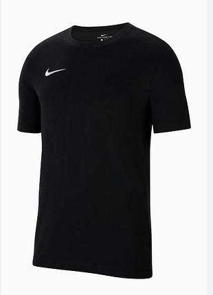 Nike футболка чоловіча розмір s.