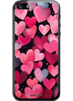 Чехол на iphone se сердечки 4 "5662t-214-2448"