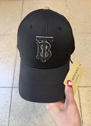 Кепка в стилі burberry