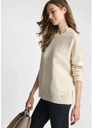 Светр dkny  розмір м, ціна 2300грн!