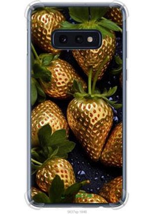Чехол на samsung galaxy s10e золотая клубника "5637sp-1646-2448"