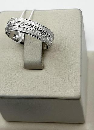 Кольцо серебряное 21,5 3,81 г 2