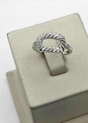 Кольцо серебряное 17 2,66 г